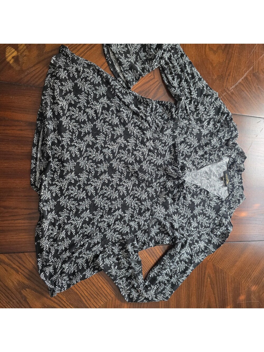 Suzanne Betro black and white print long sleeve top XL soft stretch blouse